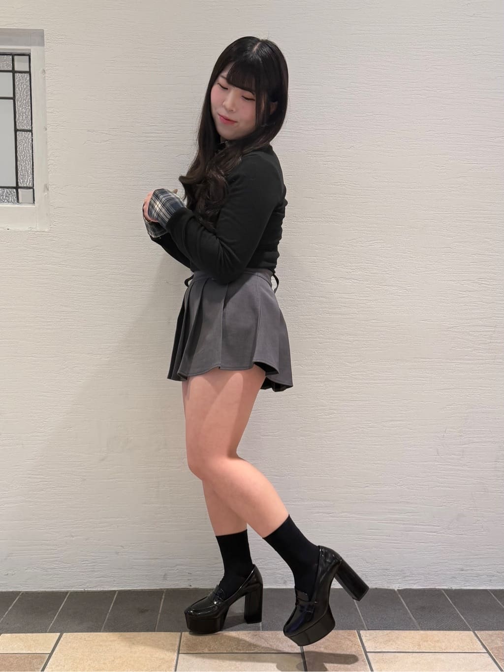 Nさんの「ESPERANZA｜【ラク盛り/ローファー】リピーター続出／脚長美脚 厚底ローファー」を使ったコーディネート
