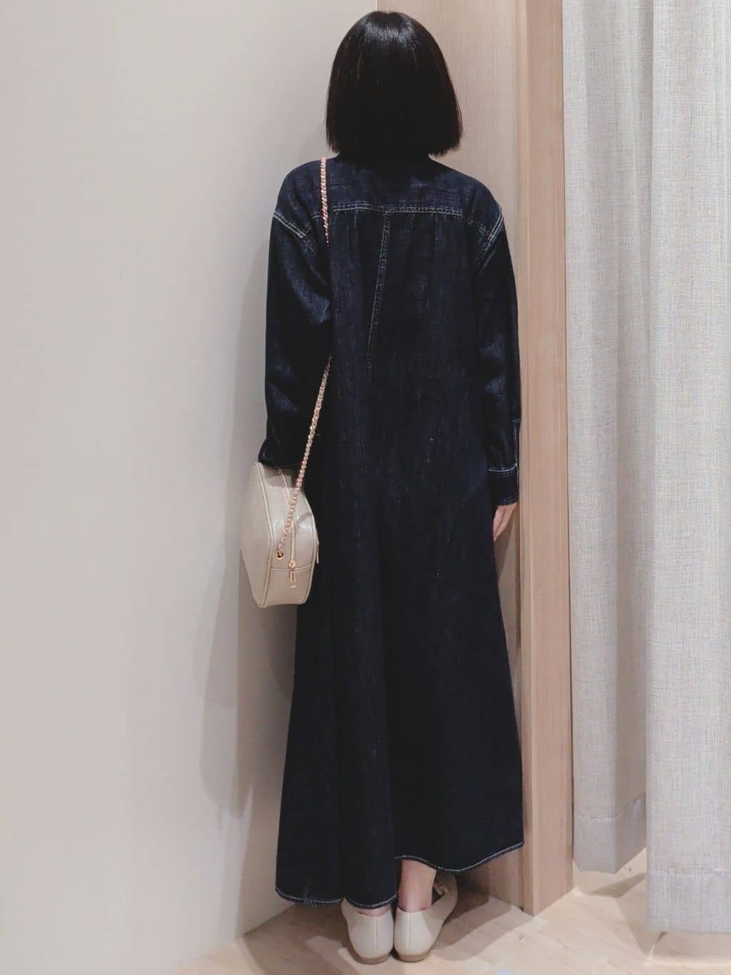 Yuiさんの「grove｜【Lee&times;grove別注】LOCO FLARE DRESS」を使ったコーディネート