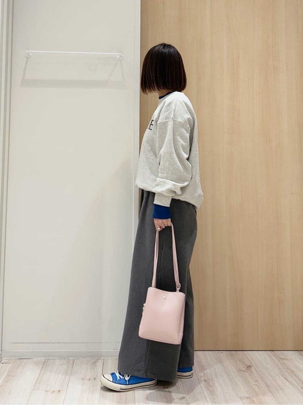 maaaさんの「SHOO･LA･RUE｜【着丈選べる/きっと虜になる】あったかもちもち ワイドパンツ」を使ったコーディネート