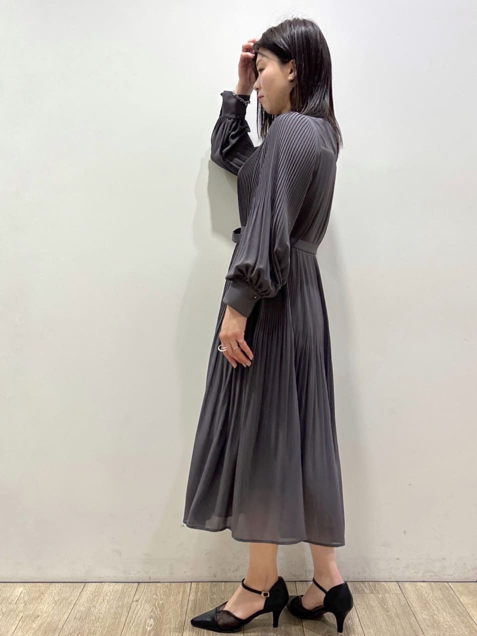 mameさんの「index｜撥水トレンチコート【洗濯機OK／花粉対応】《XS～3L》」を使ったコーディネート