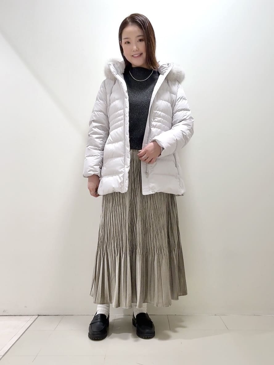 YUIさんの「UNTITLED｜【はっ水機能/フード取り外し可】ミディダウンコート」を使ったコーディネート