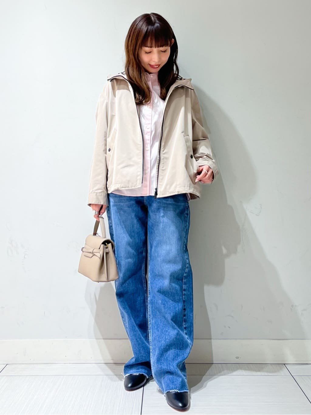 じゅんさんの「DRESSTERIOR｜【ウォッシャブル/撥水素材】撥水ツイル マウンテンパーカー」を使ったコーディネート
