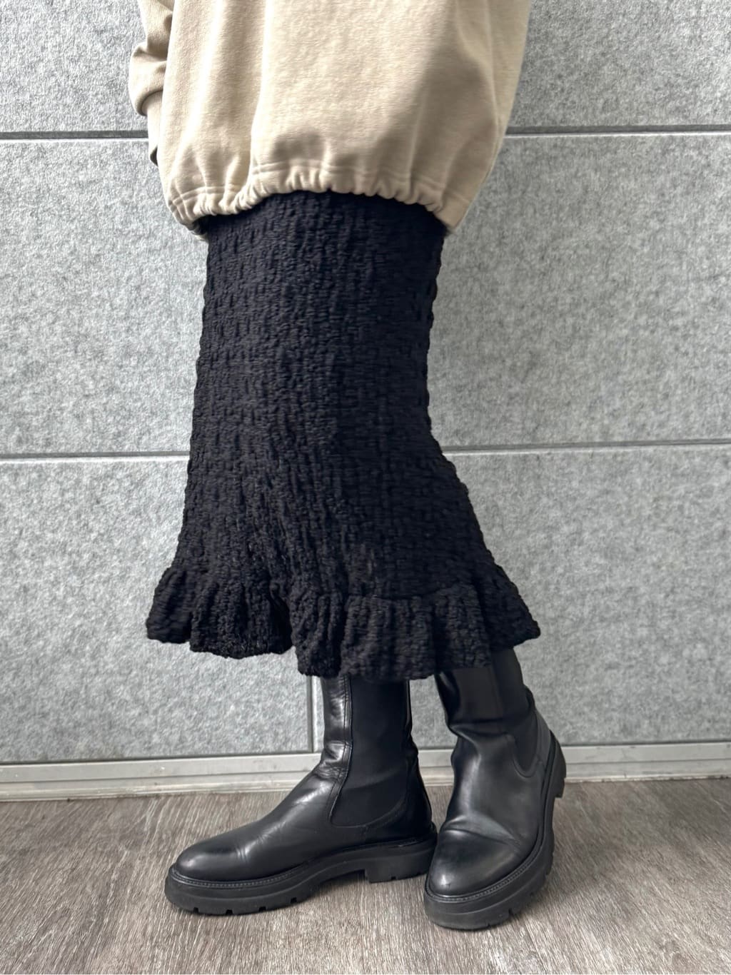 uchi__yamaさんの「CODE A｜sensual lace tight skirt」を使ったコーディネート