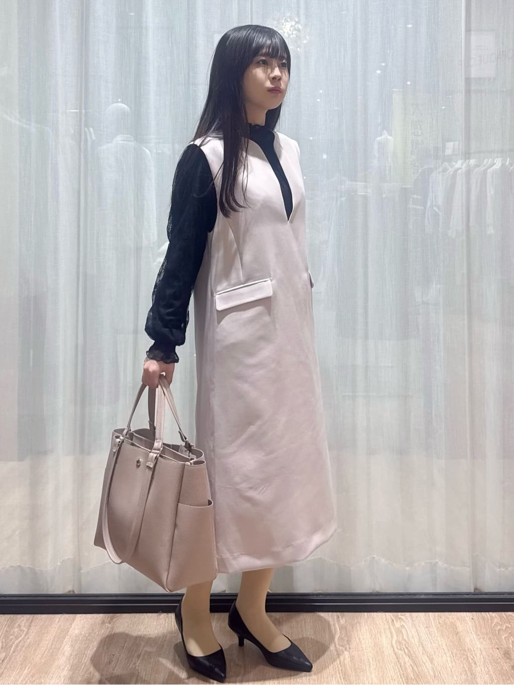 ぞうげさんの「OPAQUE.CLIP｜フリルハイネックレーストップス【洗濯機OK】」を使ったコーディネート