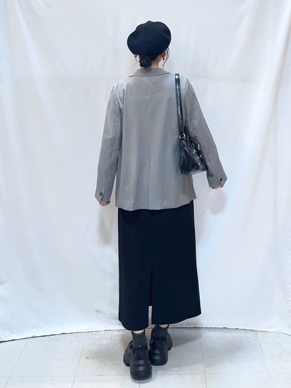 𝐇𝐢𝐫𝐨𝐦𝐢さんの「SHOO･LA･RUE｜【洗濯機可/イージーケア/UV】オンオフ使える　ゆったりダブルジャケット」を使ったコーディネート