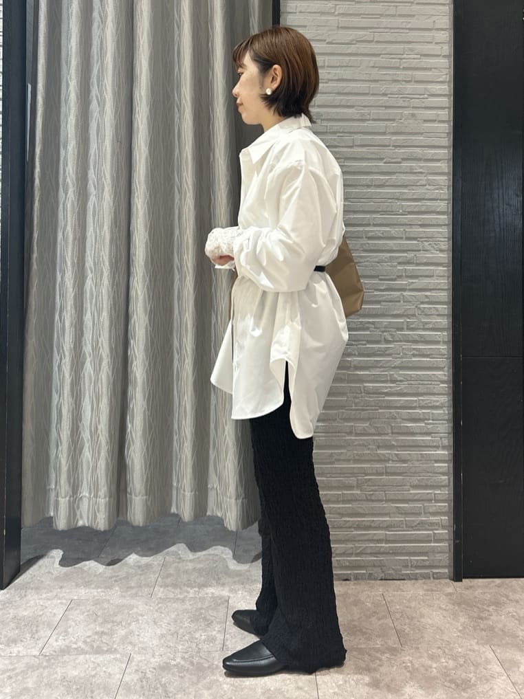 ga_riさんの「THE SHOP TK｜ゆったりシルエットで体型カバー ロングシャツ」を使ったコーディネート