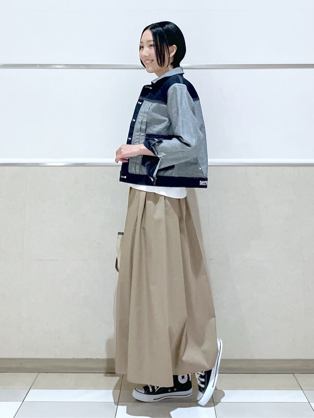 eriko さんの「Dessin｜【洗える】コットンVネックニット」を使ったコーディネート