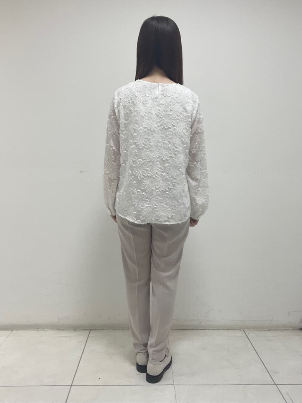 mさんの「INDIVI｜【洗える／多機能／SETUP可】着る日傘ダブルジャケット」を使ったコーディネート