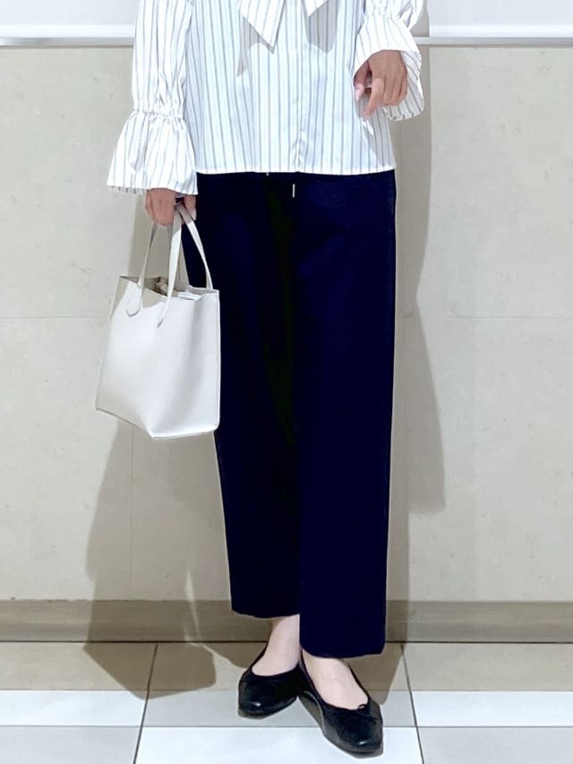 eriko さんの「Dessin｜【洗える】フリルボウタイストライプブラウス」を使ったコーディネート