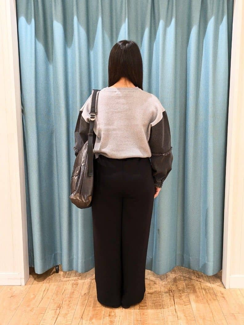 Miさんの「SHOO･LA･RUE｜デニム袖切替ロゴニット」を使ったコーディネート
