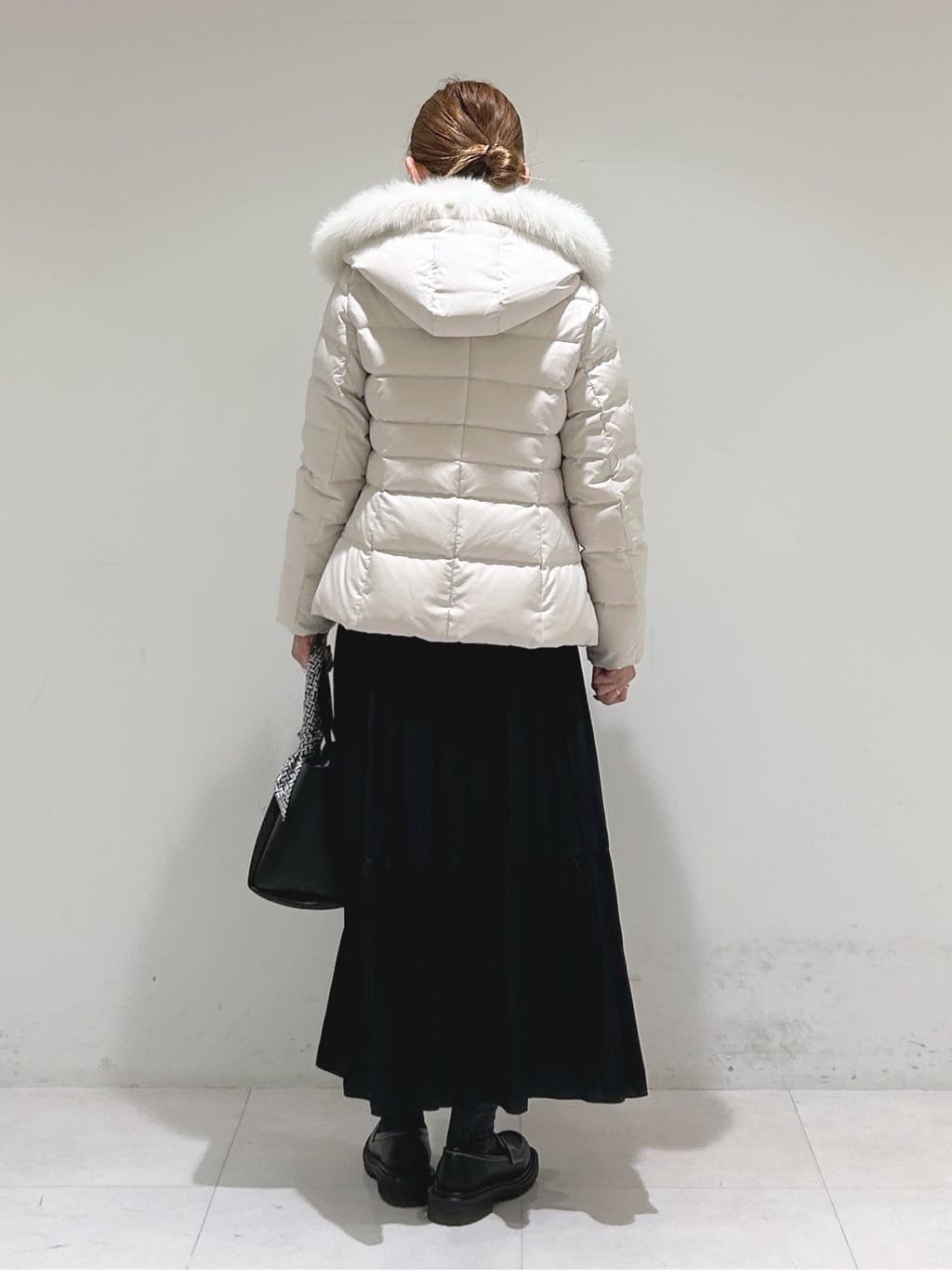 tsuyuさんの「INDIVI｜【名品／撥水／抗菌防臭】ショート丈リサイクルダウンコート」を使ったコーディネート