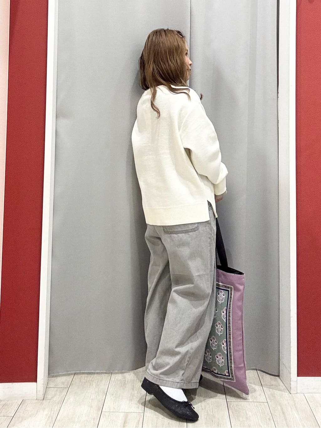 shioさんの「SHOO･LA･RUE｜【洗濯機可/S-LL/インしなくても着られる】1枚で決まる　レイヤード風スウェットライクニット」を使ったコーディネート
