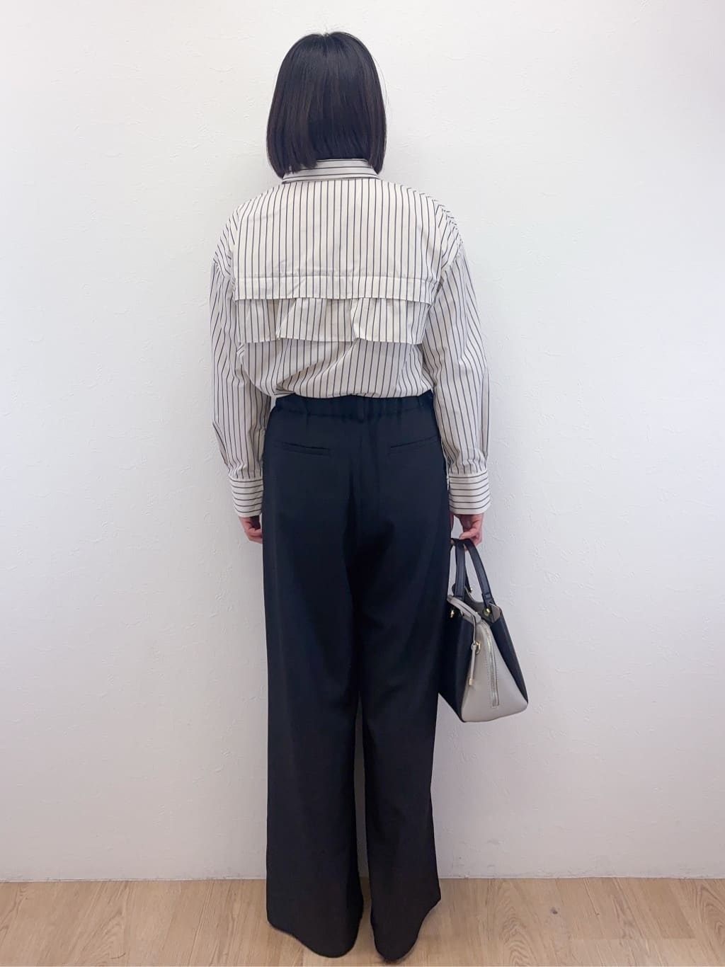 Takeさんの「OPAQUE.CLIP｜タックフリルシャツ【洗濯機OK】」を使ったコーディネート
