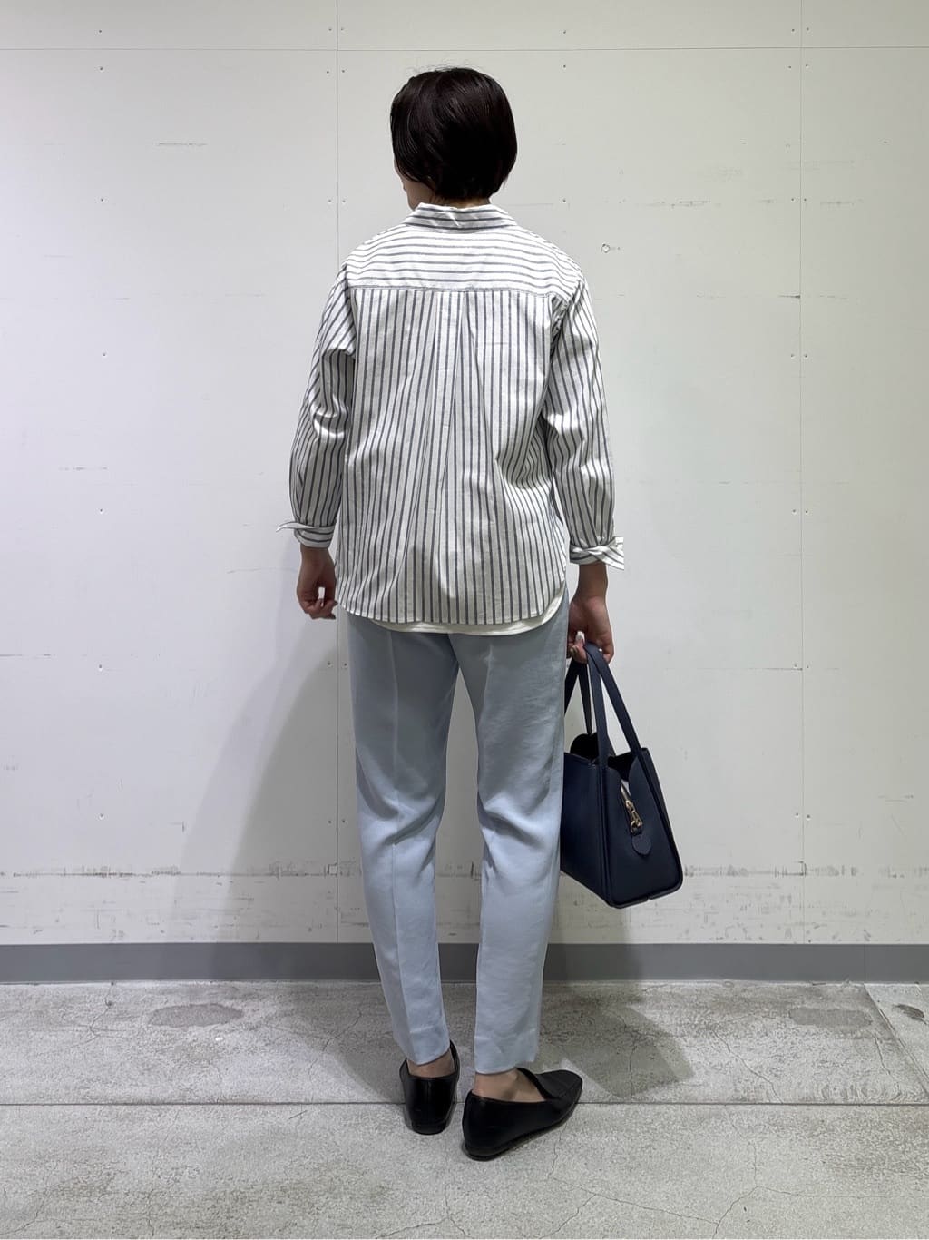 yuriさんの「INDIVI｜【洗える】きれいめラウンドテールロンT」を使ったコーディネート