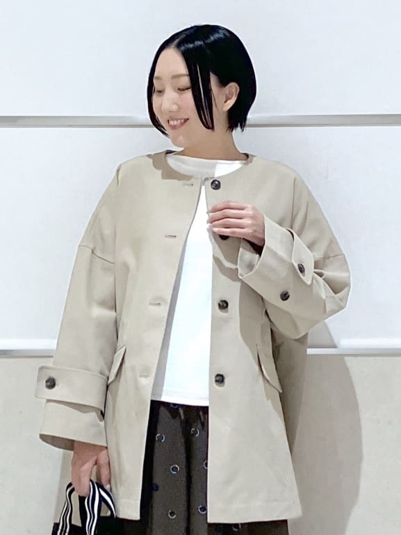 eriko さんの「Dessin｜【花粉ガード/撥水加工/洗える】クルーネックスプリングコート」を使ったコーディネート