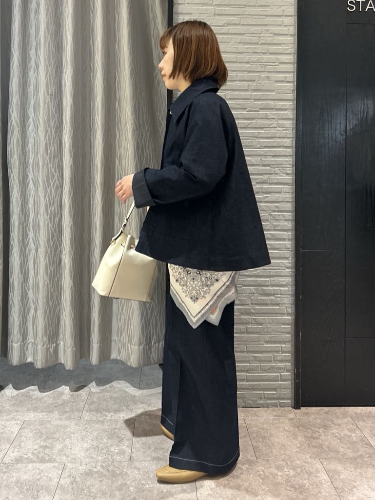 ga_riさんの「THE SHOP TK｜大人かっこいい 軽やかデニム＆チノブルゾン」を使ったコーディネート