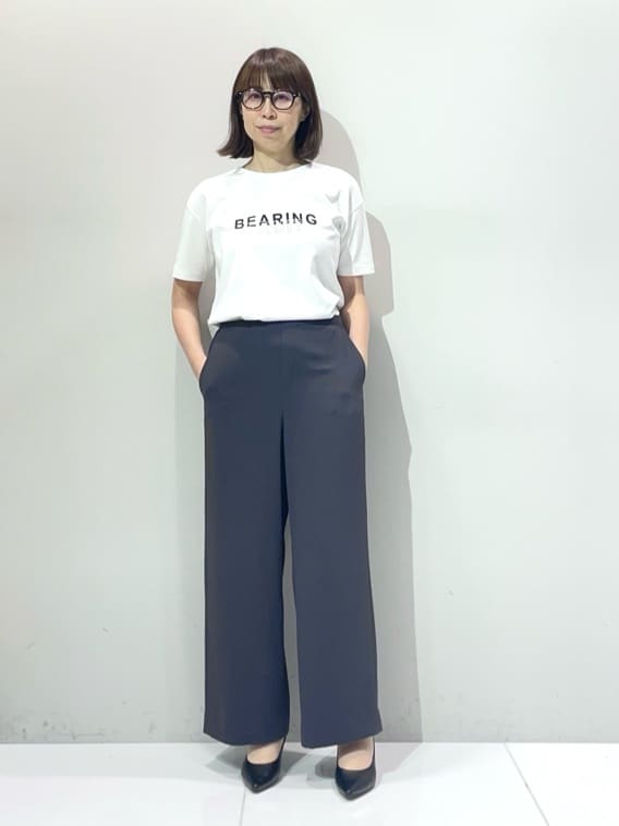 murayamaさんの「INDIVI｜【接触冷感／透湿／着る日傘】イージーワイドパンツ」を使ったコーディネート