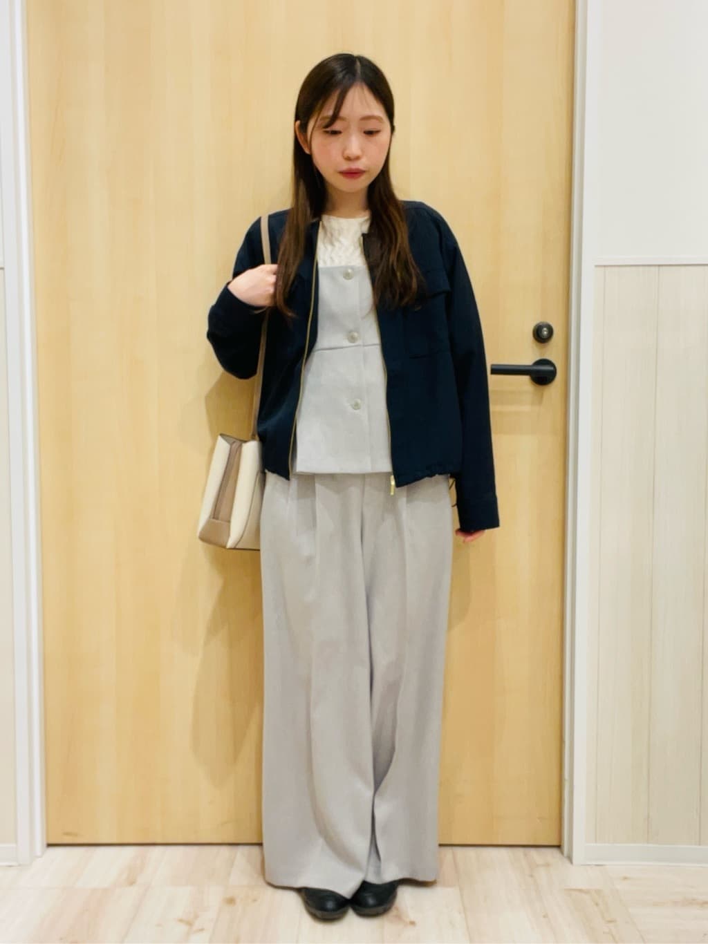 minamiさんの「SHOO･LA･RUE｜【2点セット/S-LL】着回し力も抜群 着るだけで決まる大人上品セットアップ」を使ったコーディネート