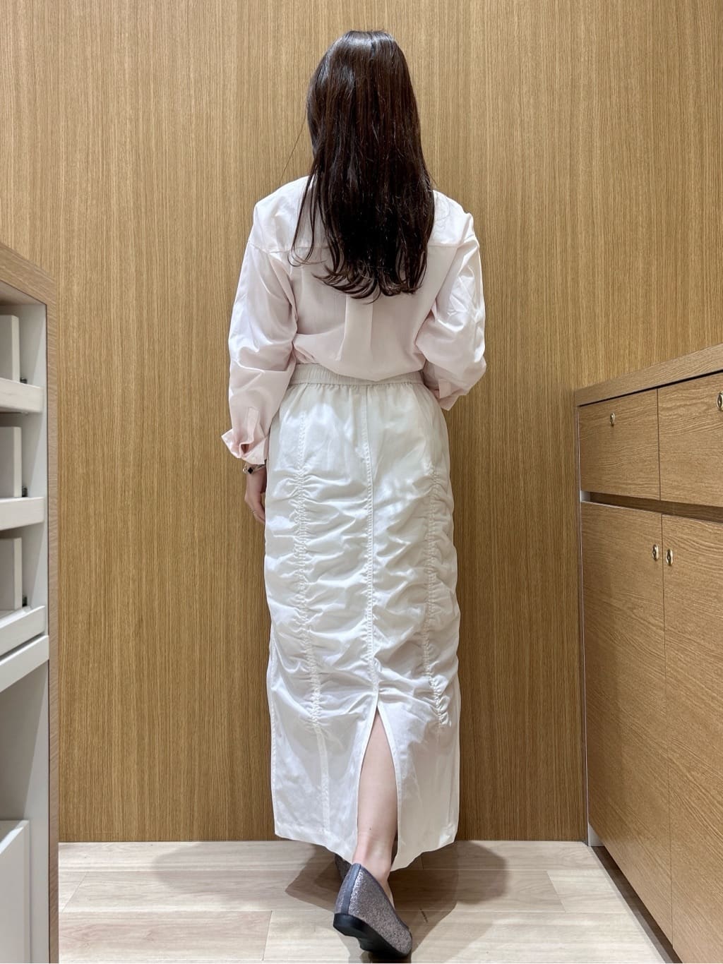 maiさんの「OPAQUE.CLIP｜ハーフZIP刺繍ロゴニット【洗濯機OK】」を使ったコーディネート