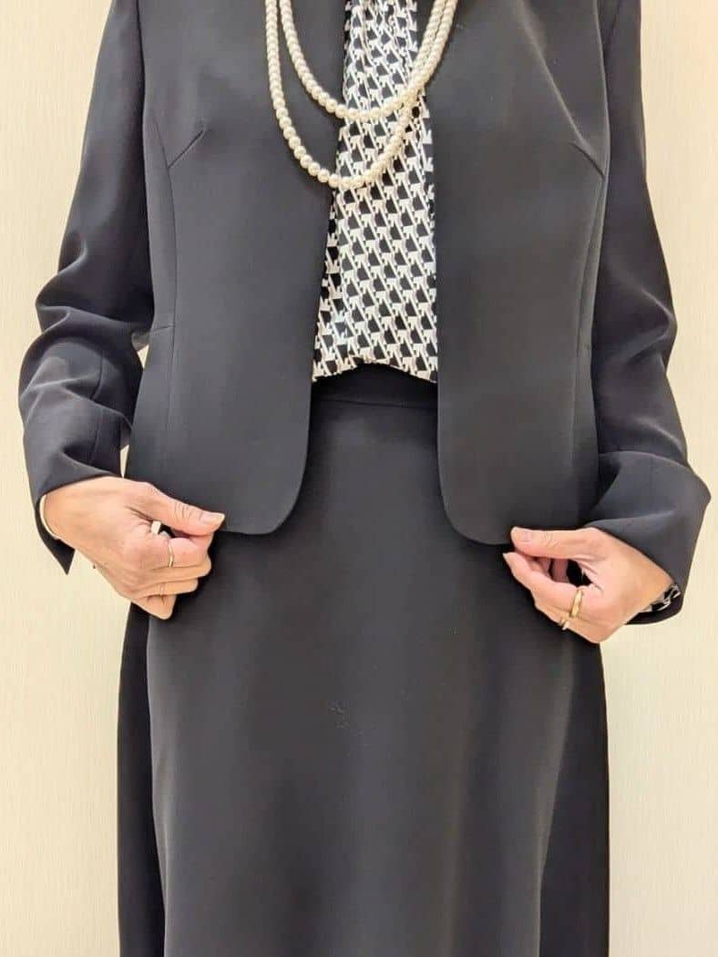 u-macoさんの「UNTITLED｜【アレンジ自在】ロングパール調ネックレス」を使ったコーディネート