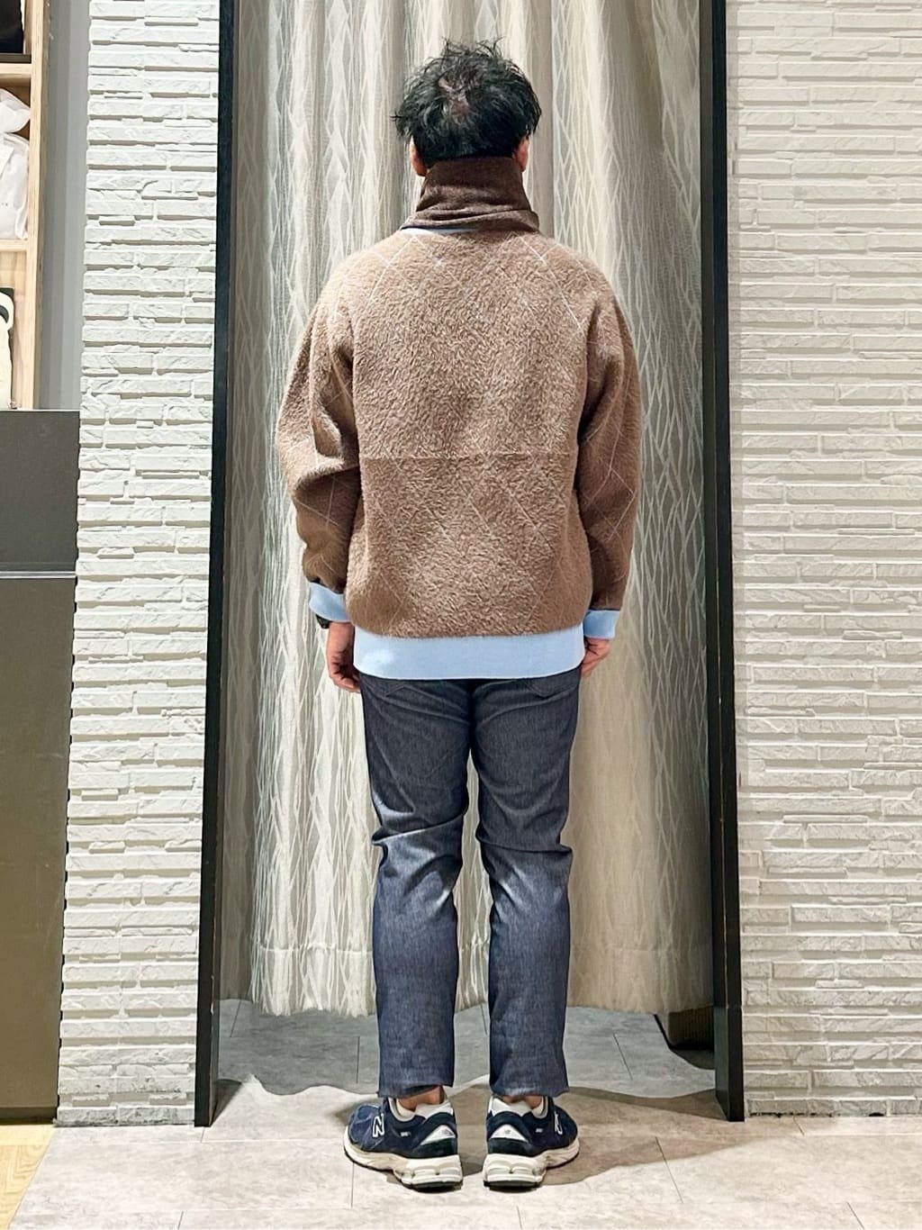 KENJI Iさんの「THE SHOP TK｜【ふんわり心地いい肌触り】　ダイヤ柄シャギーニット」を使ったコーディネート
