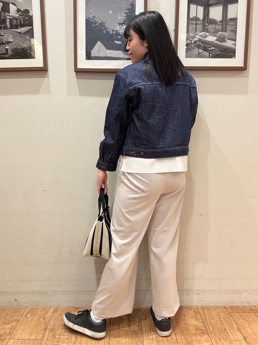 Tsuruさんの「SHOO･LA･RUE｜【SHOO・LA・RUE DENIM】羽織るだけでこなれる　オーバーサイズデニムジャケット」を使ったコーディネート