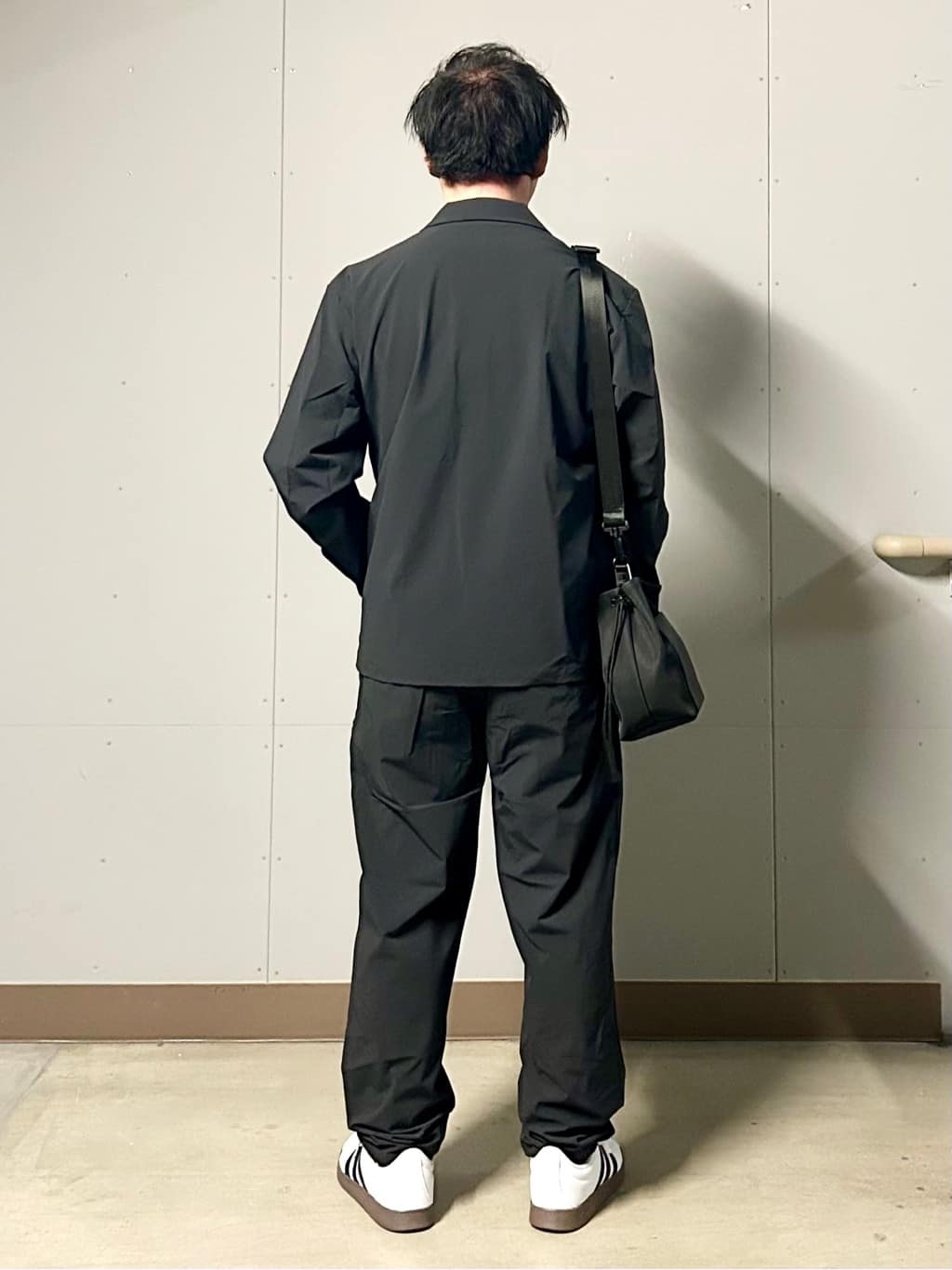 KENJI Iさんの「THE SHOP TK｜《KURO》コーデュラナイロン ジャケット セットアップ可／防シワ／撥水／ストレッチ」を使ったコーディネート