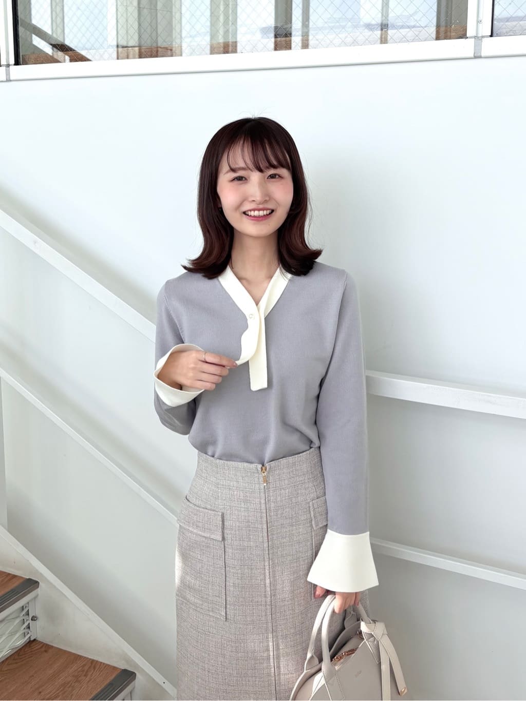 みさかさんの「index｜バイカラーボウタイパール調ニット【洗濯機OK】」を使ったコーディネート