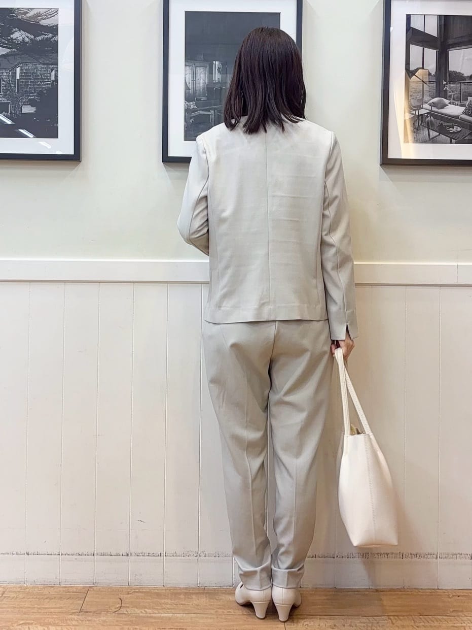えぬさんの「SHOO･LA･RUE｜【洗濯機可/UV/SS-3L】すっきり好印象 ノーカラージャケット」を使ったコーディネート