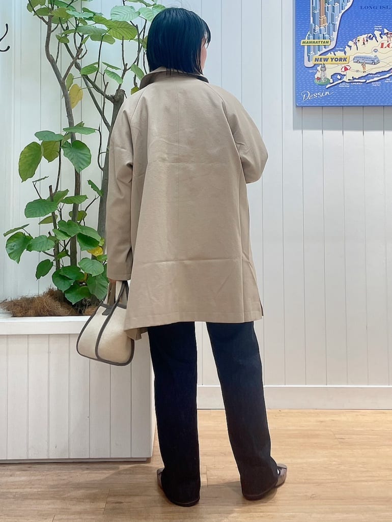 mikaさんの「Dessin｜【花粉ガード/撥水加工/洗える】ステンカラースプリングコート」を使ったコーディネート