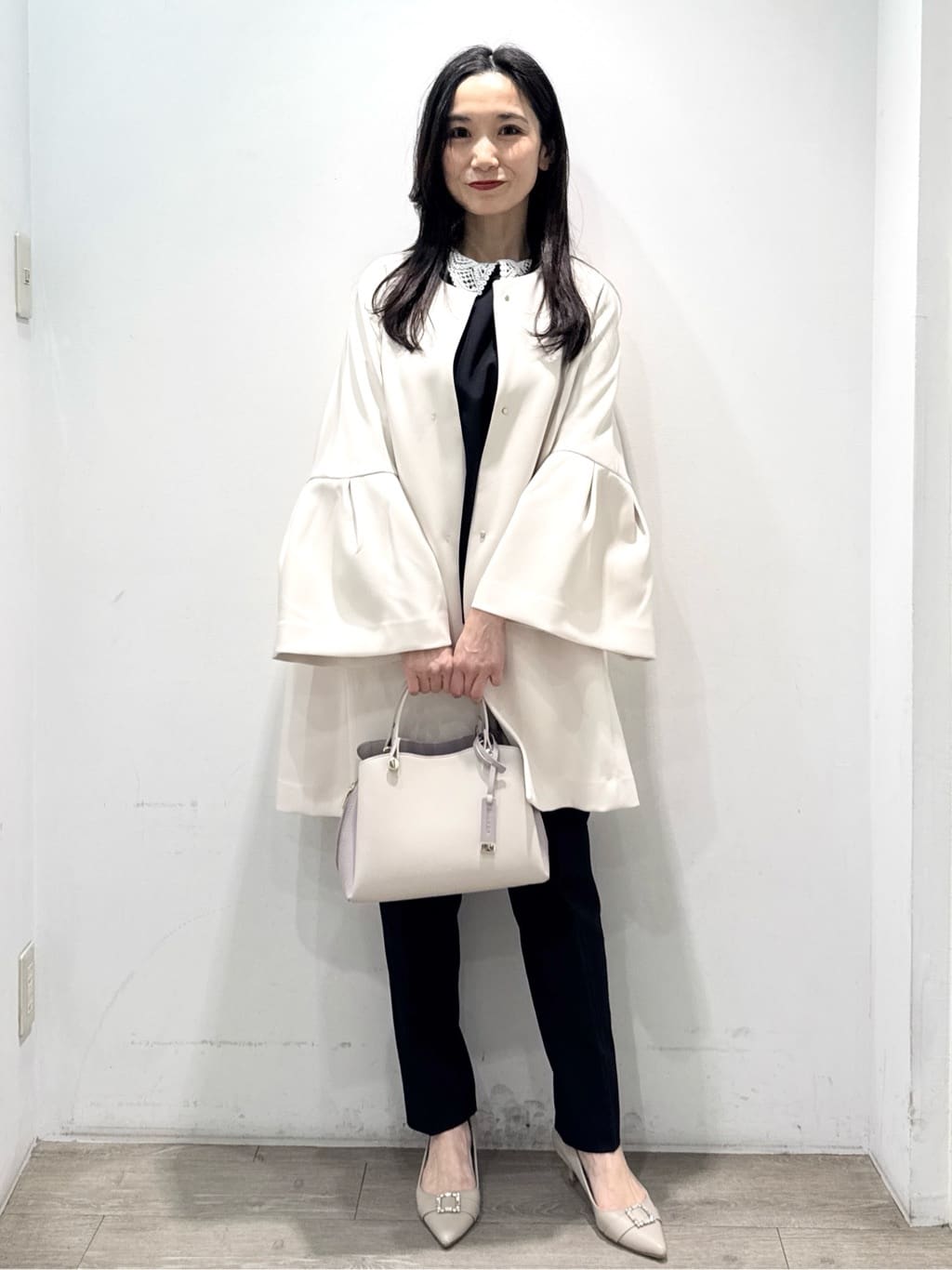 yuicciさんの「OPAQUE.CLIP｜ストレッチイージーテーパードパンツ【洗濯機OK／イージーアイロン】」を使ったコーディネート