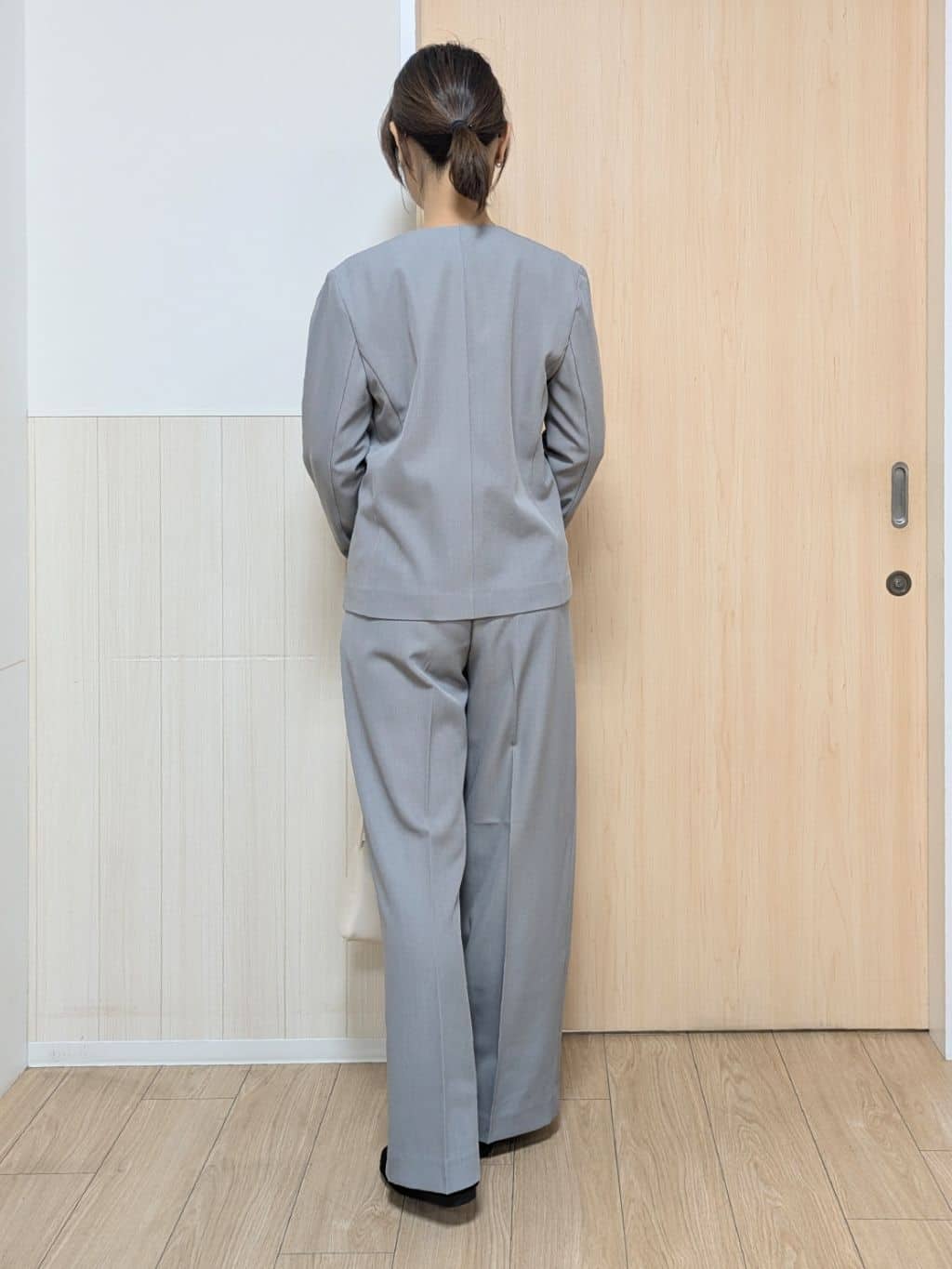 YuAさんの「SHOO･LA･RUE｜【洗濯機可/UV/SS-3L】すっきり好印象 ノーカラージャケット」を使ったコーディネート