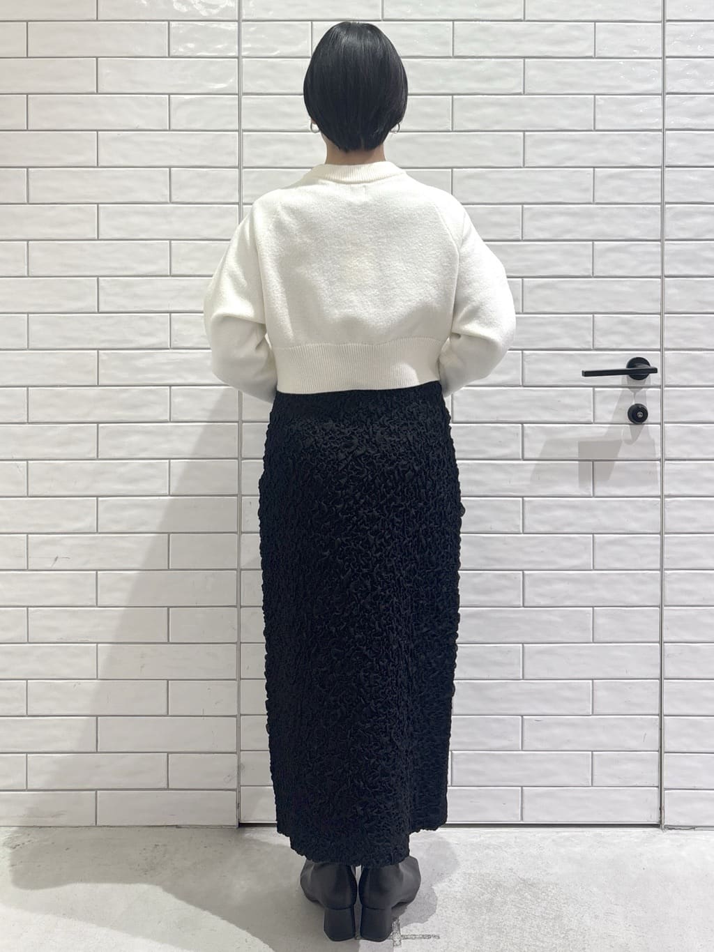 ayumiさんの「OPAQUE.CLIP｜ショルダータックショートニット【洗濯機OK】」を使ったコーディネート