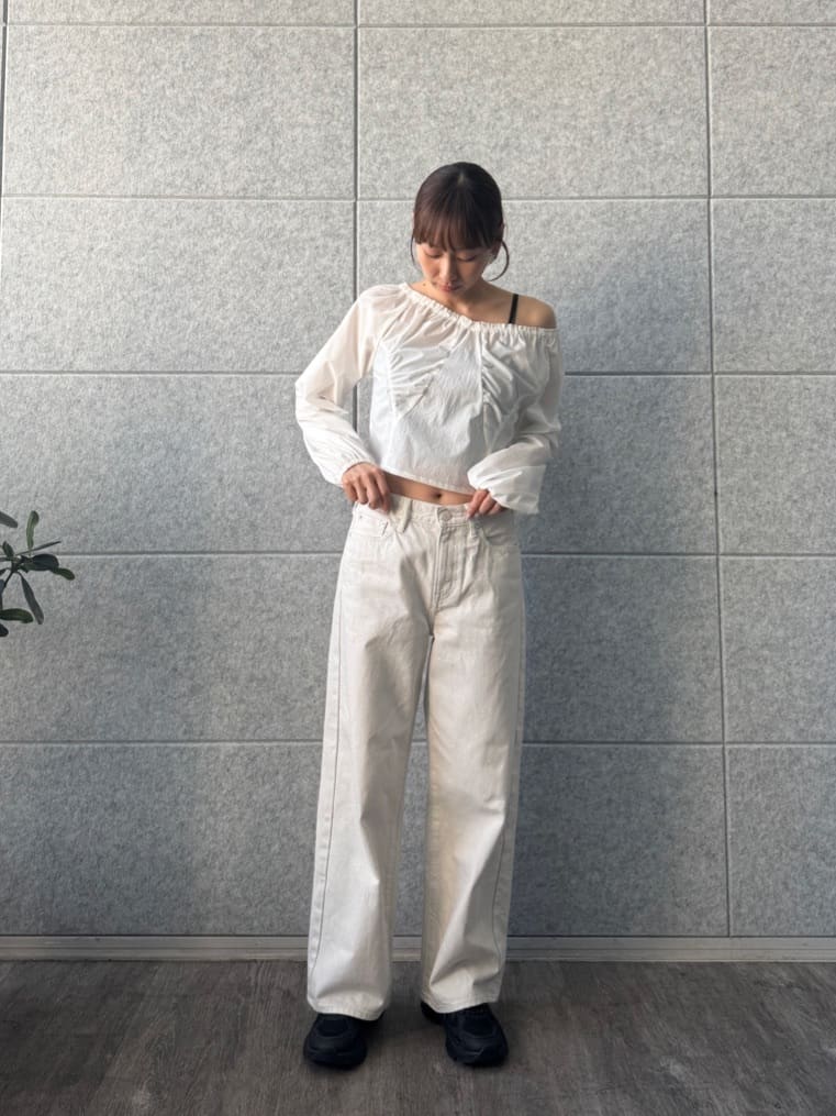 designer yukaさんの「CODE A｜belle gather blouse」を使ったコーディネート
