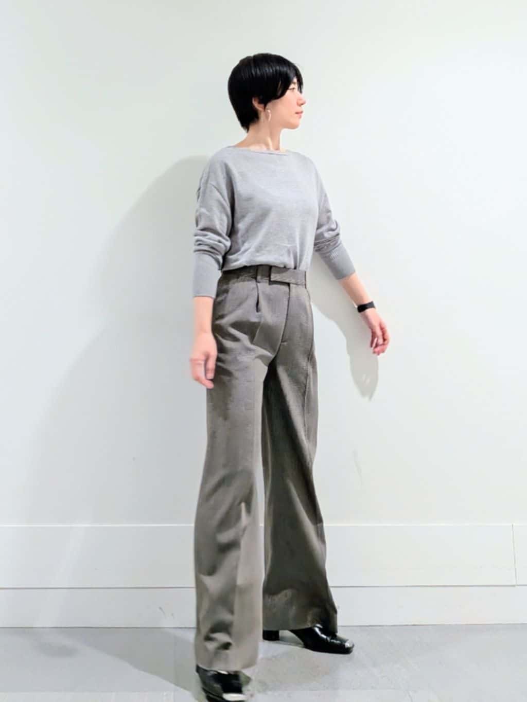 ミズタさんの「UNTITLED｜【8色展開/体型カバー】魅せるタイムレスニット」を使ったコーディネート