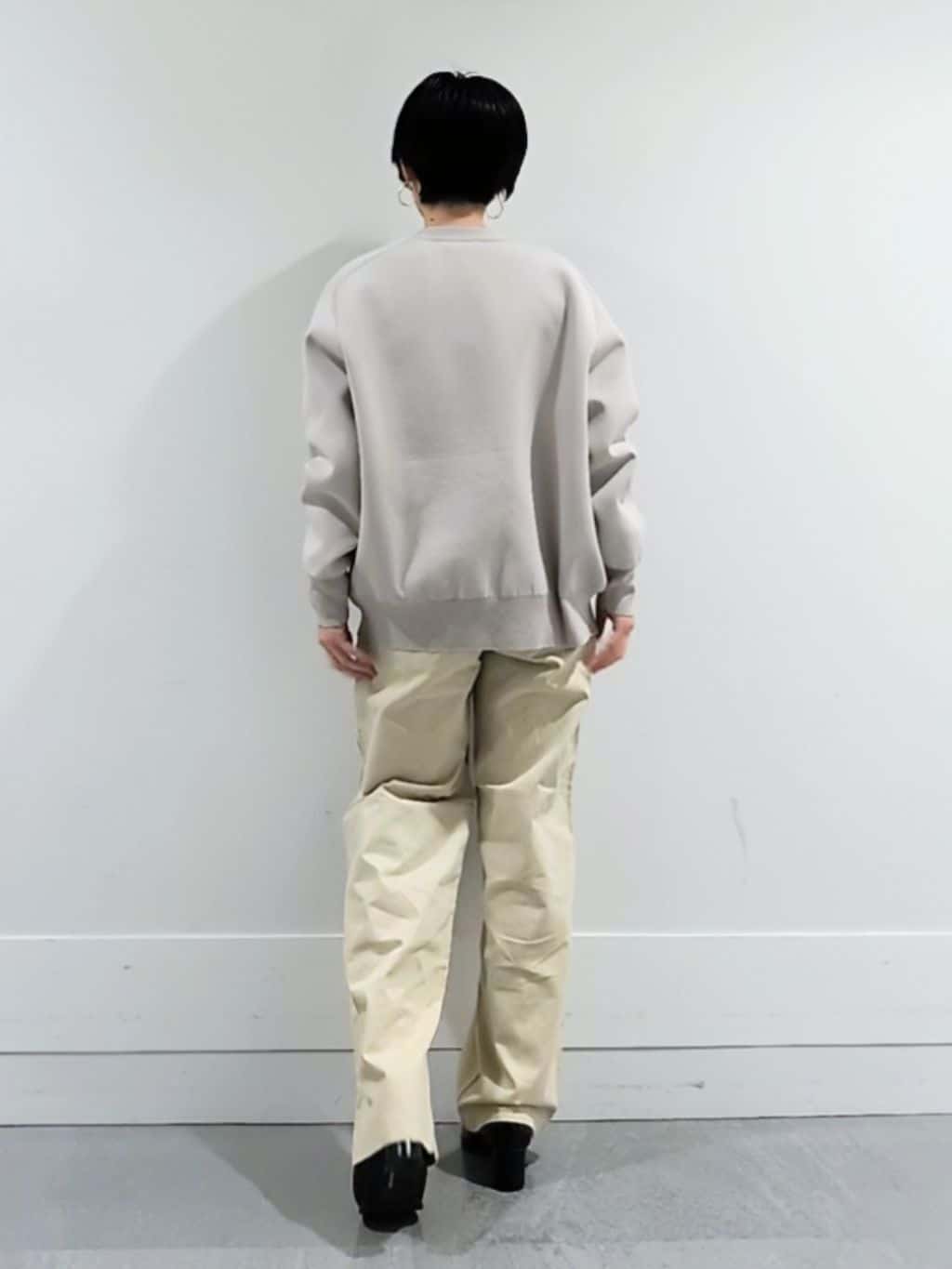 ミズタさんの「UNTITLED｜◆【軽羽織り/セットアップ可】ジップアップニットカーディガン」を使ったコーディネート