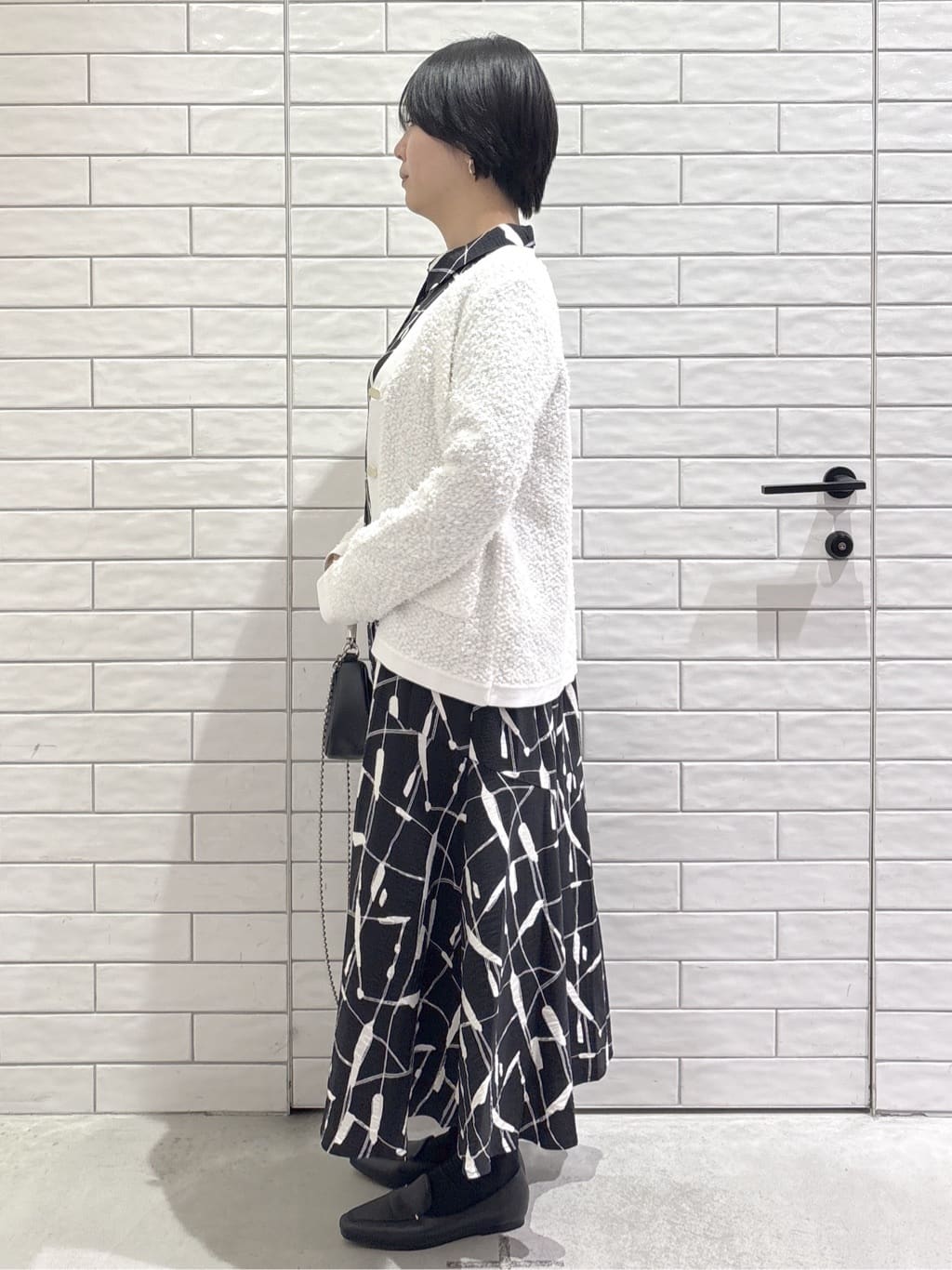 ayumiさんの「OPAQUE.CLIP｜ツイードライクVネックニットカーディガン【洗濯機OK】」を使ったコーディネート