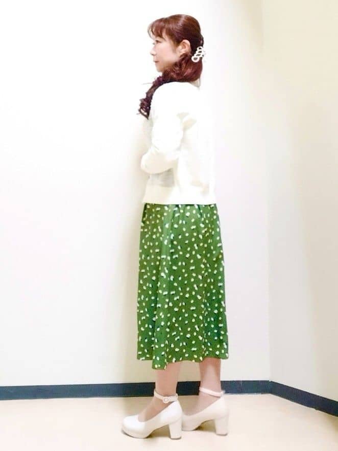 花さんの「Reflect｜【セレモニー／通勤／おでかけに◎】フラワープリントボウタイワンピース」を使ったコーディネート