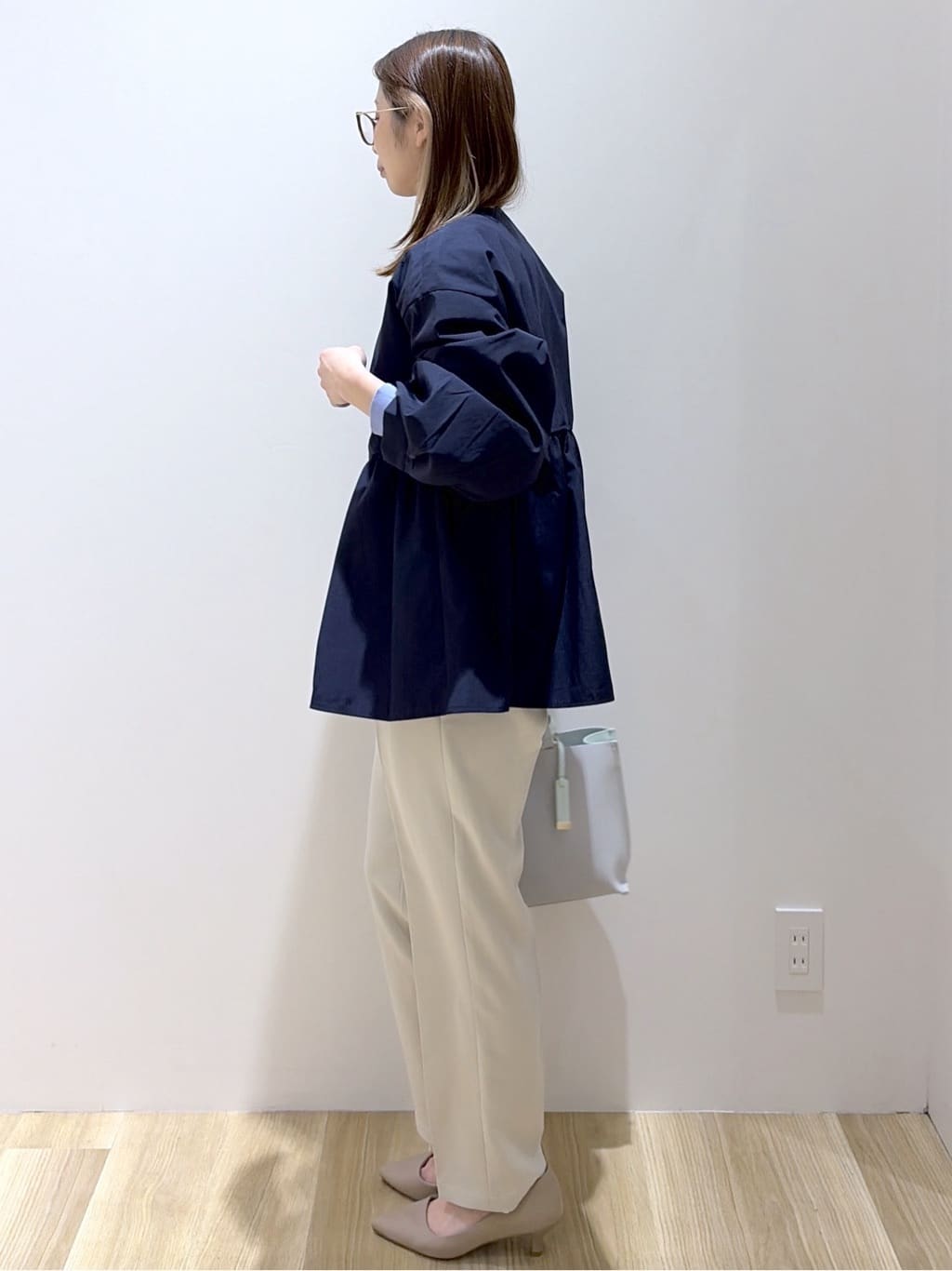 えりさんの「OPAQUE.CLIP｜撥水ノーカラーペプラムブルゾン【洗濯機OK／抗ピル】」を使ったコーディネート