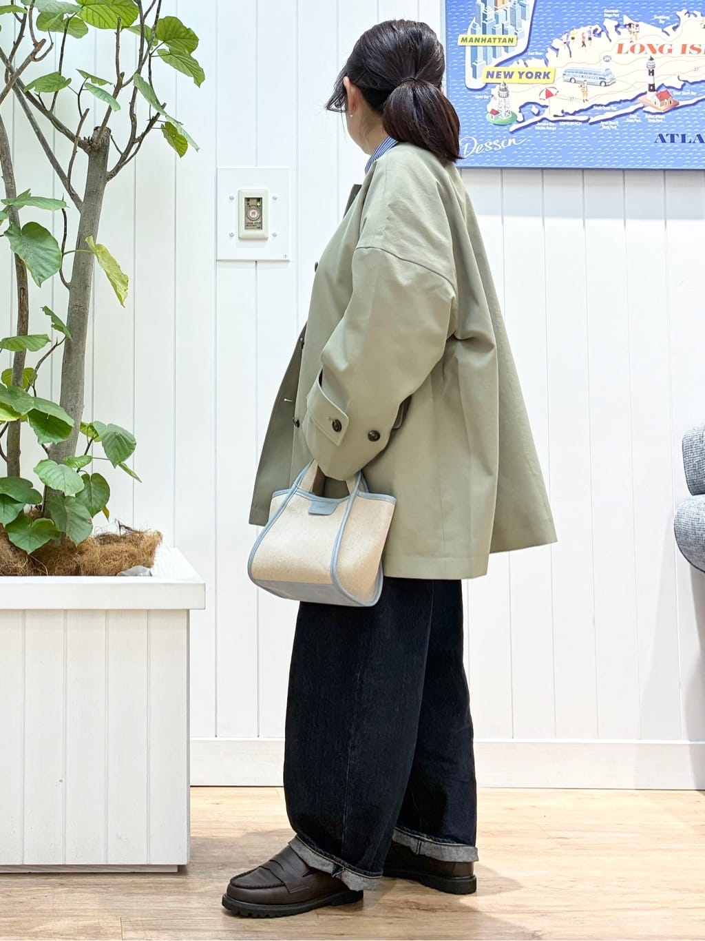 msatoさんの「Dessin｜【花粉ガード/撥水加工/洗える】クルーネックスプリングコート」を使ったコーディネート