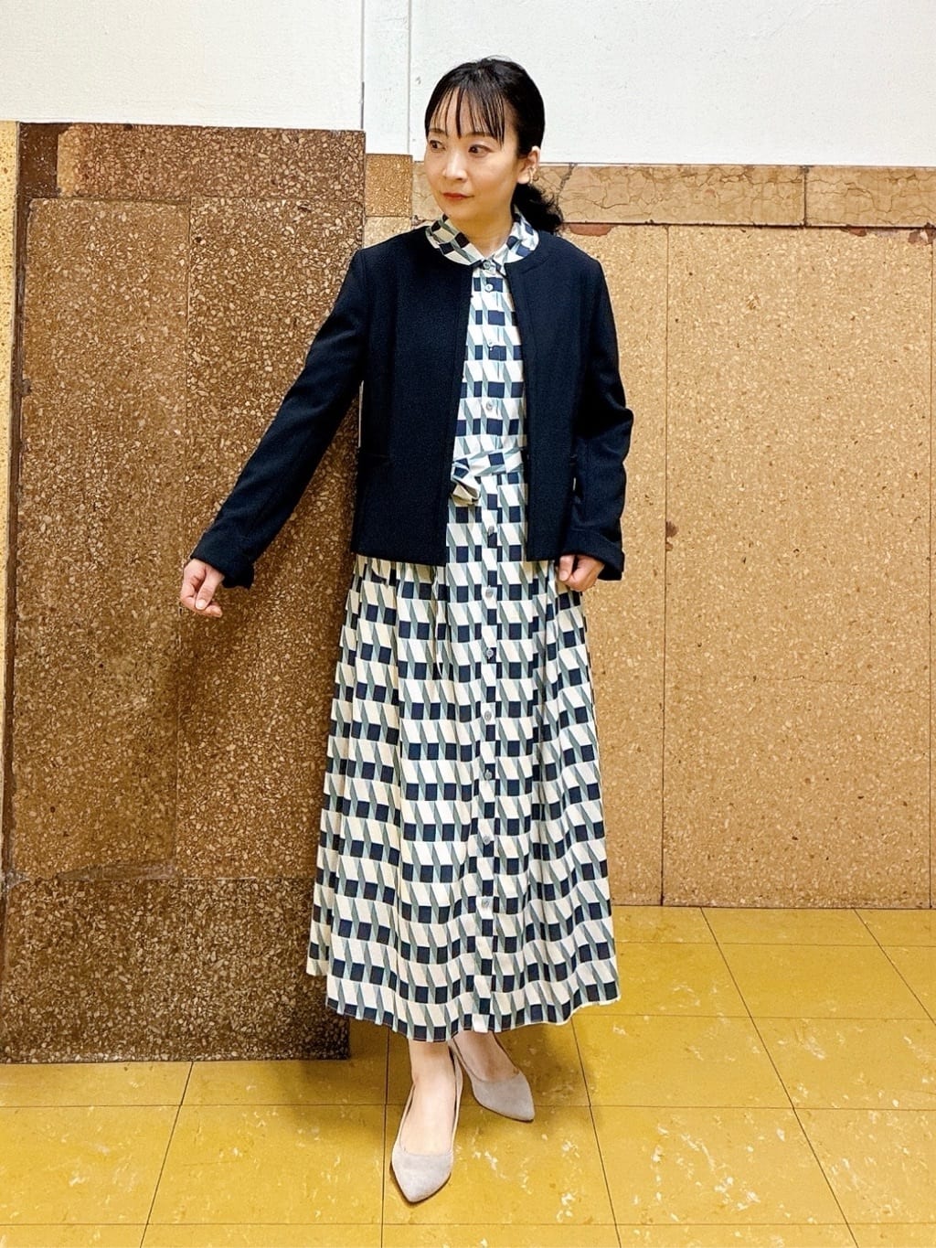 hattoriさんの「INDIVI｜【上品光沢／SETUP可能】切り替えデザインジャケット」を使ったコーディネート