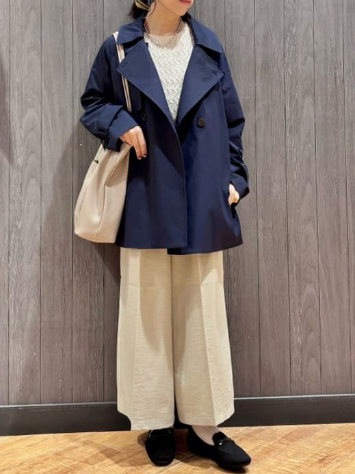 meiさんの「SHOO･LA･RUE｜【S-LL/撥水】通勤やお出かけにも活躍 ミドルトレンチコート」を使ったコーディネート