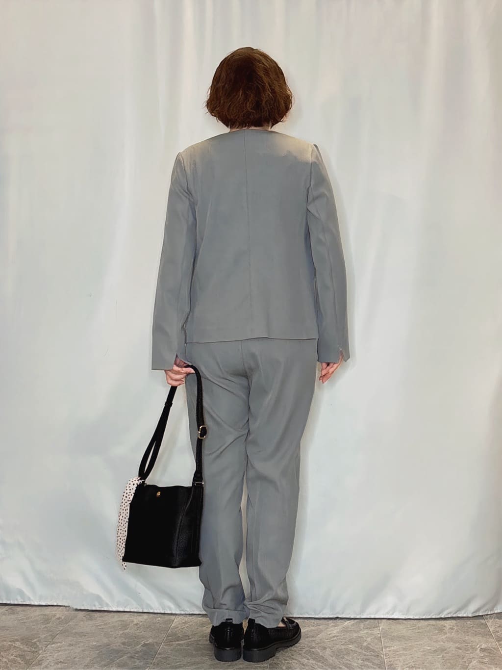 たみさんの「SHOO･LA･RUE｜【洗濯機可/UV/SS-3L】すっきり好印象 ノーカラージャケット」を使ったコーディネート