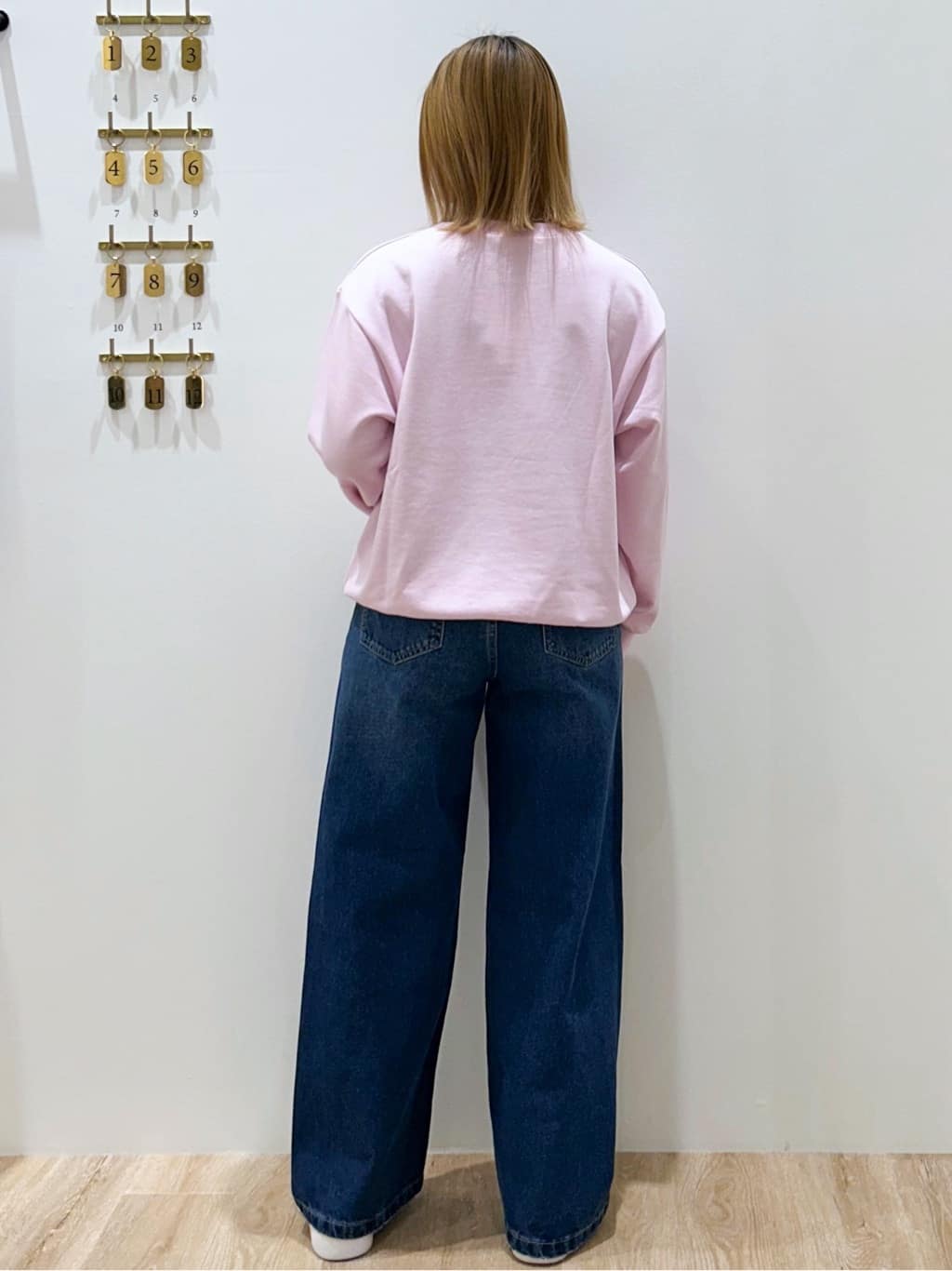 suzukaさんの「OPAQUE.CLIP｜ロゴ刺繍裏毛トップス【洗濯機OK】」を使ったコーディネート