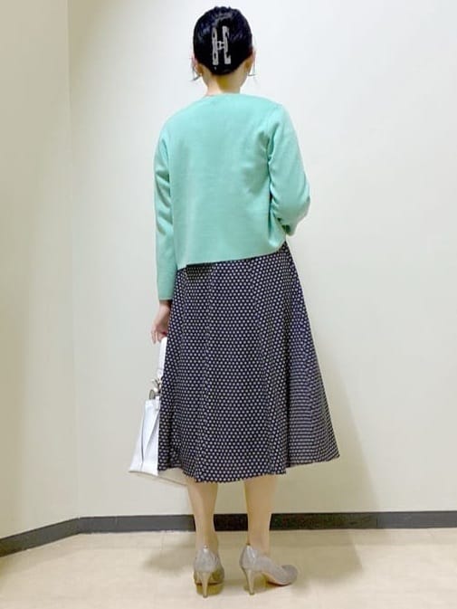  beni_gingerさんの「Reflect｜【通勤/お出かけ◎】ジオメプリントクラシカルワンピース」を使ったコーディネート