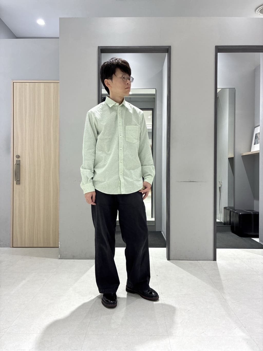 わいずみさんの「TAKEO KIKUCHI｜スタンドカラー ショート リブ ブルゾン」を使ったコーディネート