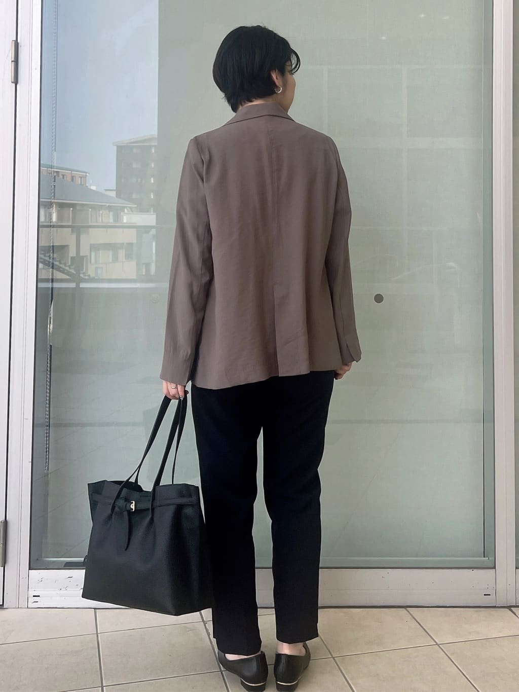 yo-koさんの「OPAQUE.CLIP｜シングルテーラードジャケット【洗える／裏地なし】」を使ったコーディネート