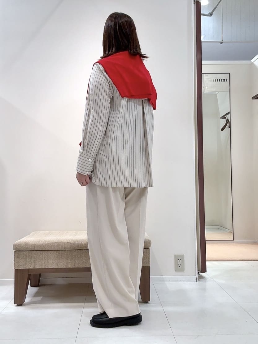 YUIさんの「UNTITLED｜【アンサンブル可/洗える】ウォームスパン カーディガン」を使ったコーディネート