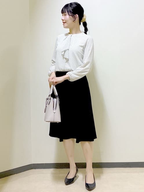  beni_gingerさんの「Reflect｜【UVカット／接触冷感】フロントフリルシフォンブラウス」を使ったコーディネート