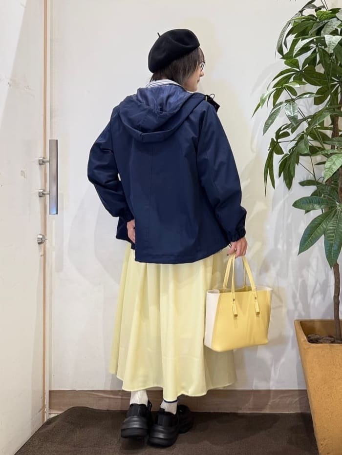 misakiさんの「SHOO･LA･RUE｜【着丈選べる】ふんわり揺れる アソート柄フレアスカート」を使ったコーディネート
